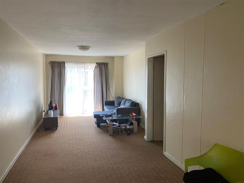 One-Bedroom Apartment in Oval Gardens for Sale - Photo 7