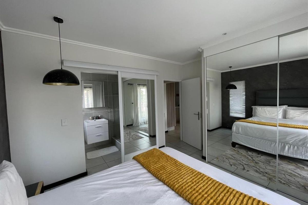 Modern Semi-Furnished 2 Bed, 2 Bath Apartment in Ventura Estate Craigavon Fourways - Photo 2