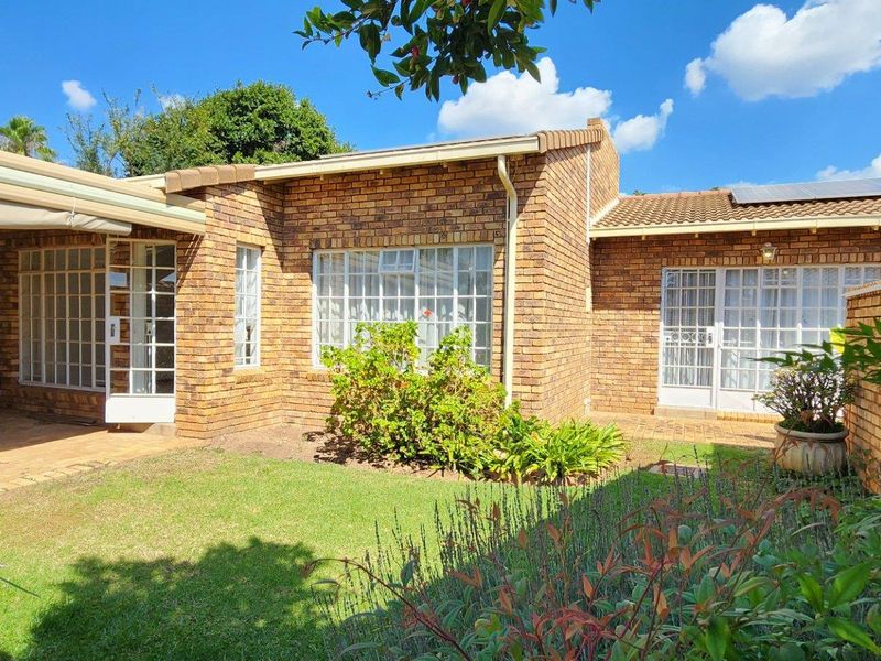 Retirement Home for sale in  Brummeria, Pretoria - Photo 1