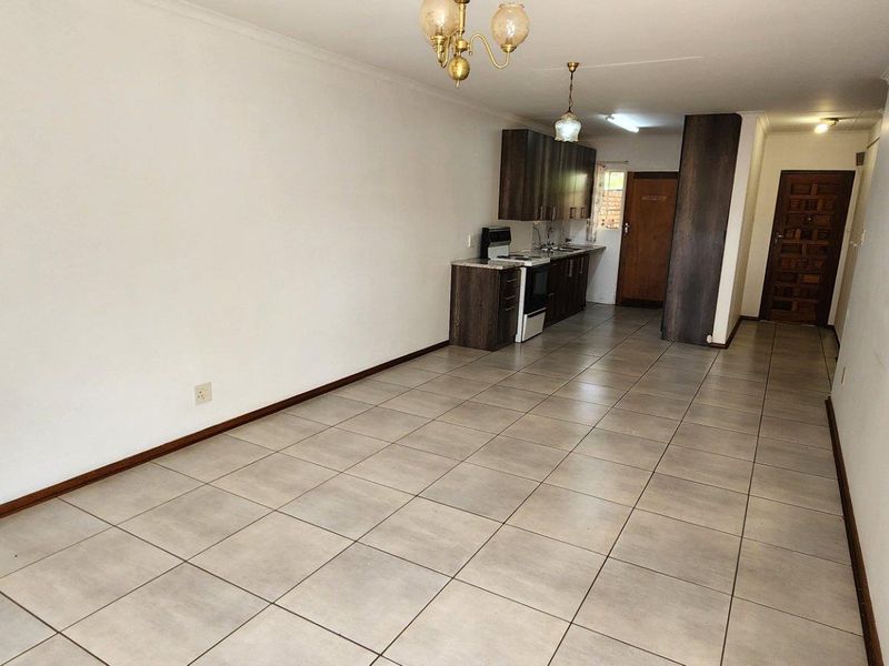 Retirement Home for sale in  Brummeria, Pretoria - Photo 7