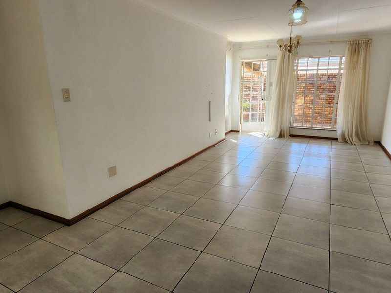 Retirement Home for sale in  Brummeria, Pretoria - Photo 8