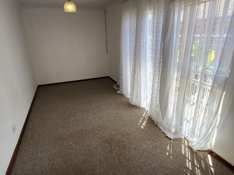 Retirement Home for sale in  Brummeria, Pretoria - Photo 9