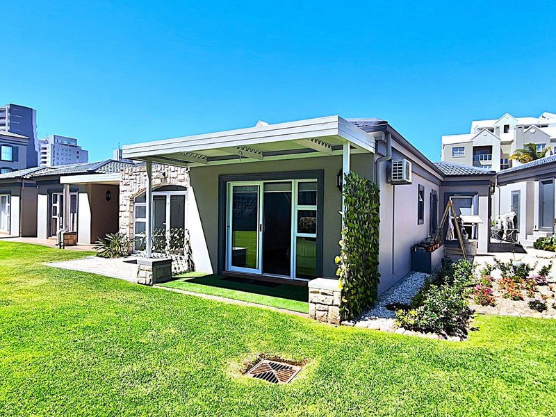 Apartment For Sale in Diaz Beach, Mossel Bay - Photo 2