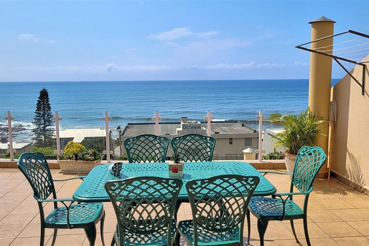Apartment For Sale in Margate, KwaZulu Natal - Photo 2