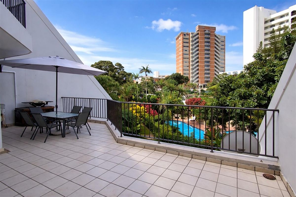 Available Immediately! Furnished Apartment includes water, wifi, cleaning! - Photo 3