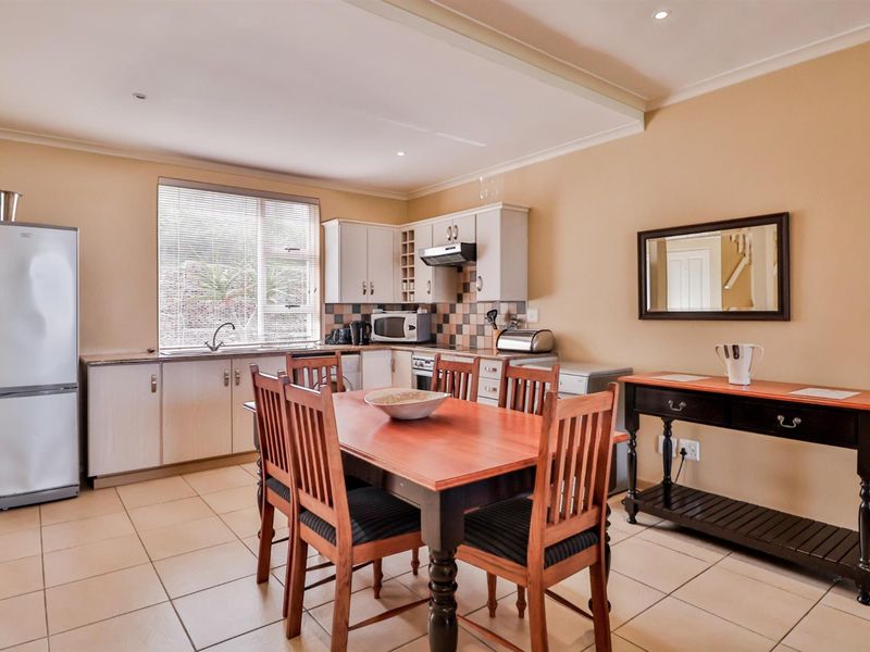 Luxury Golf Villa with Breathtaking Ocean Views! - Photo 8