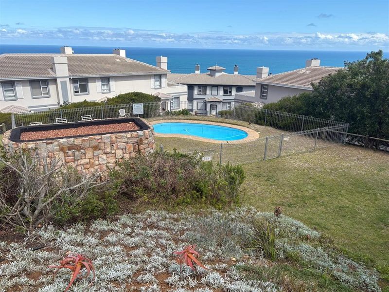 Luxury Golf Villa with Breathtaking Ocean Views! - Photo 2