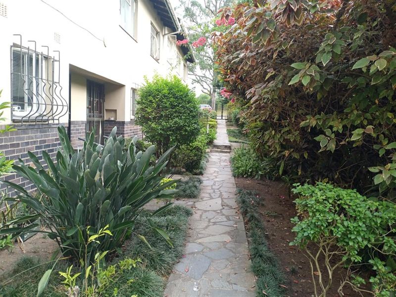 Duplex  To Rent in Pinetown Central, Pinetown, KwaZulu Natal - Photo 5