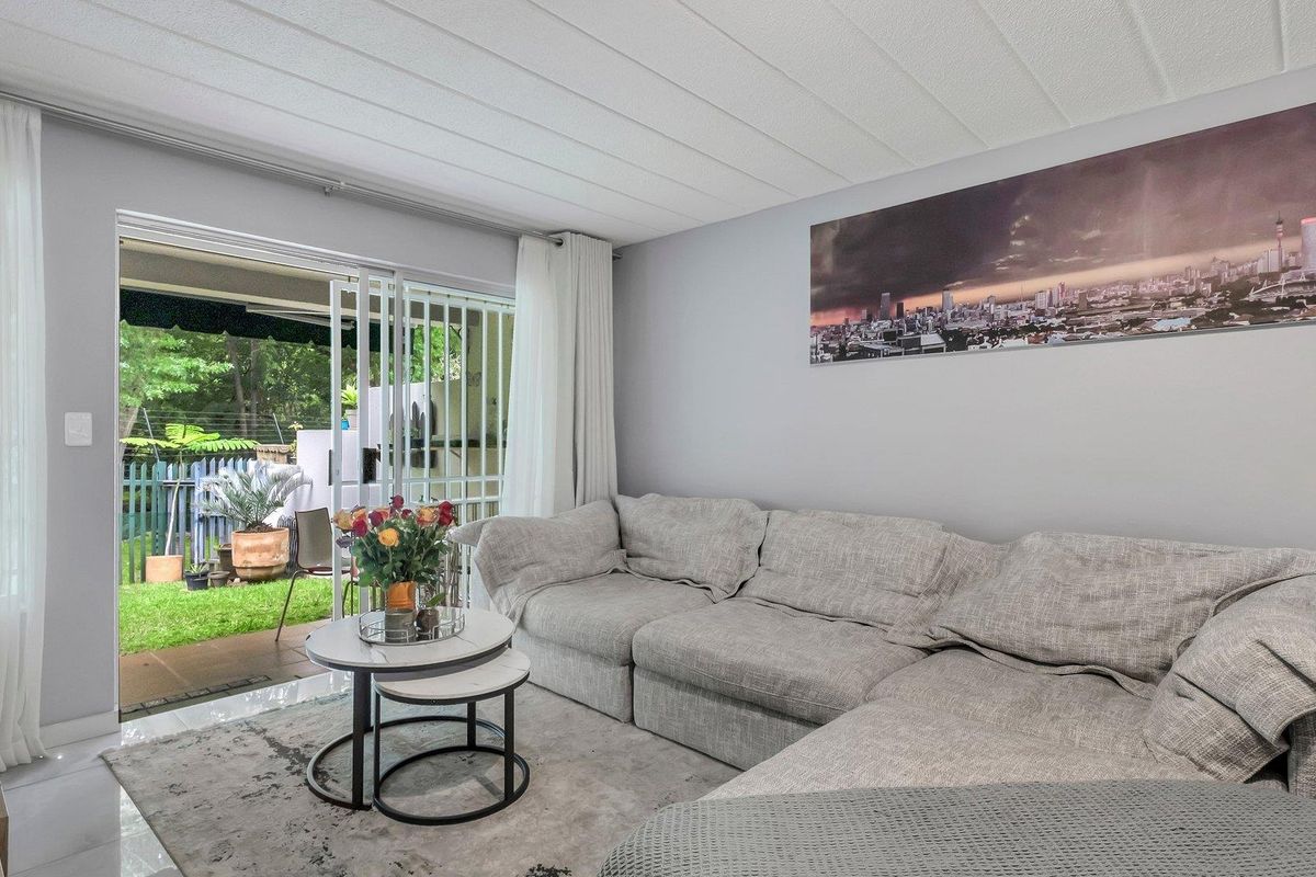 Apartment For Sale in Strathavon, Sandton - Photo 5