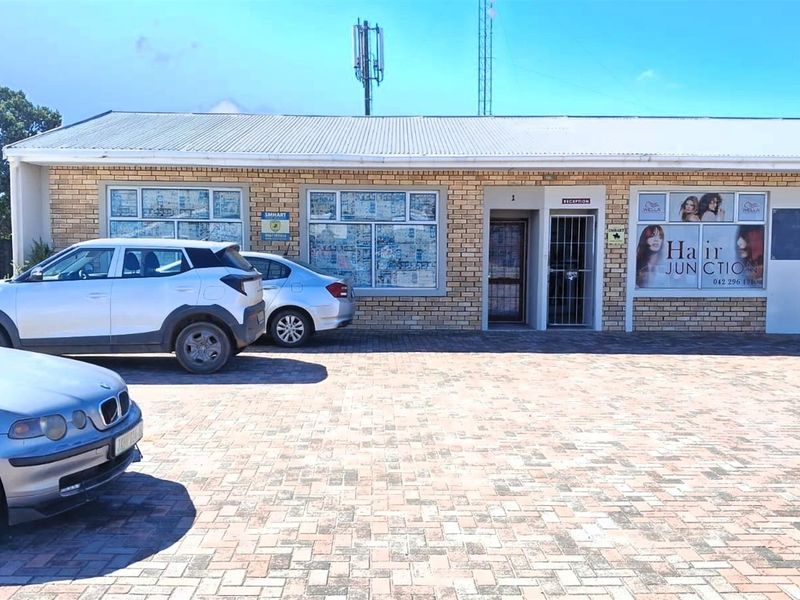 Commercial Property for Sale in Wavecrest, Jeffreys Bay - Prime Investment with Rental Income - Photo 3