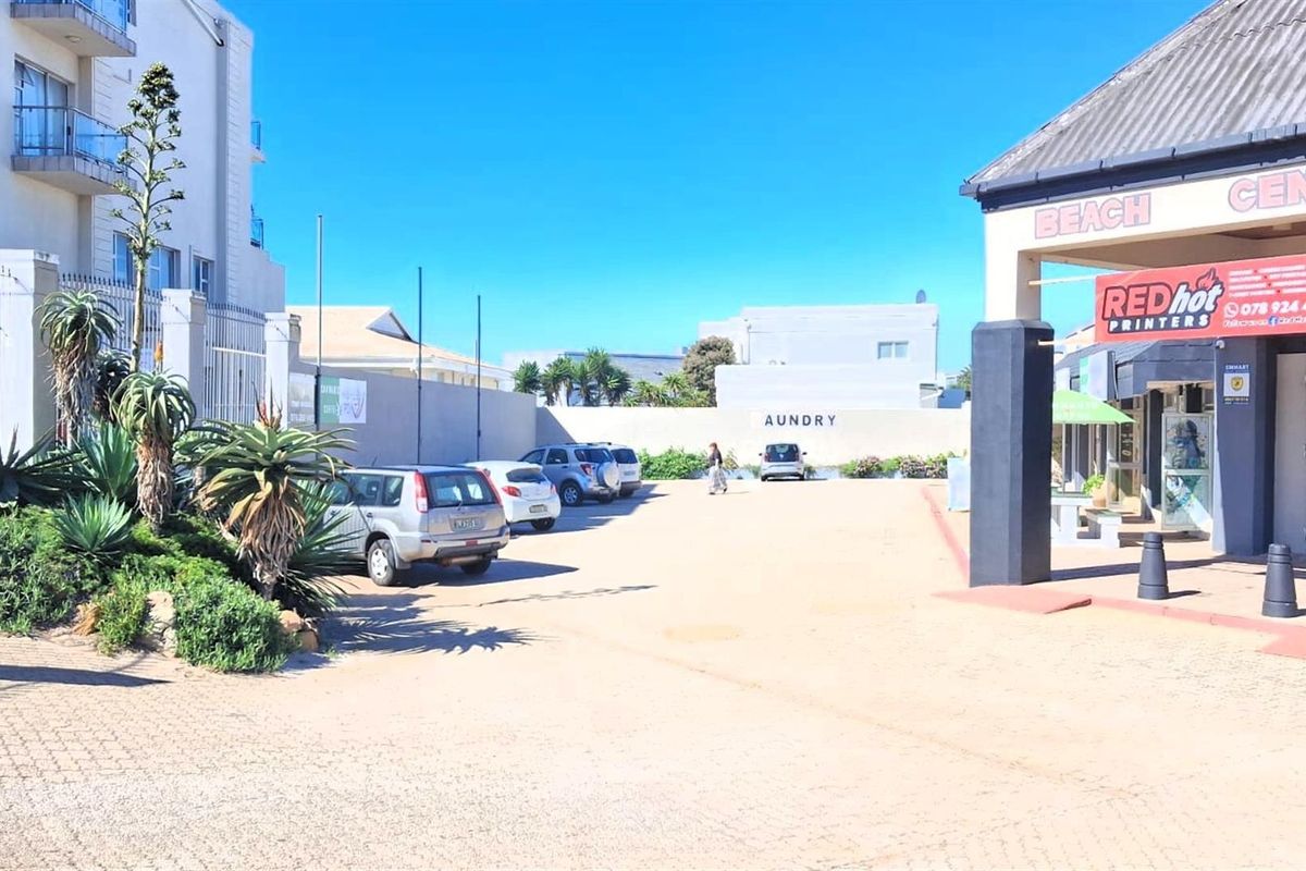 Prime Commercial Property for Sale in Jeffreys Bay - High-Visibility Investment Opportunity - Photo 3