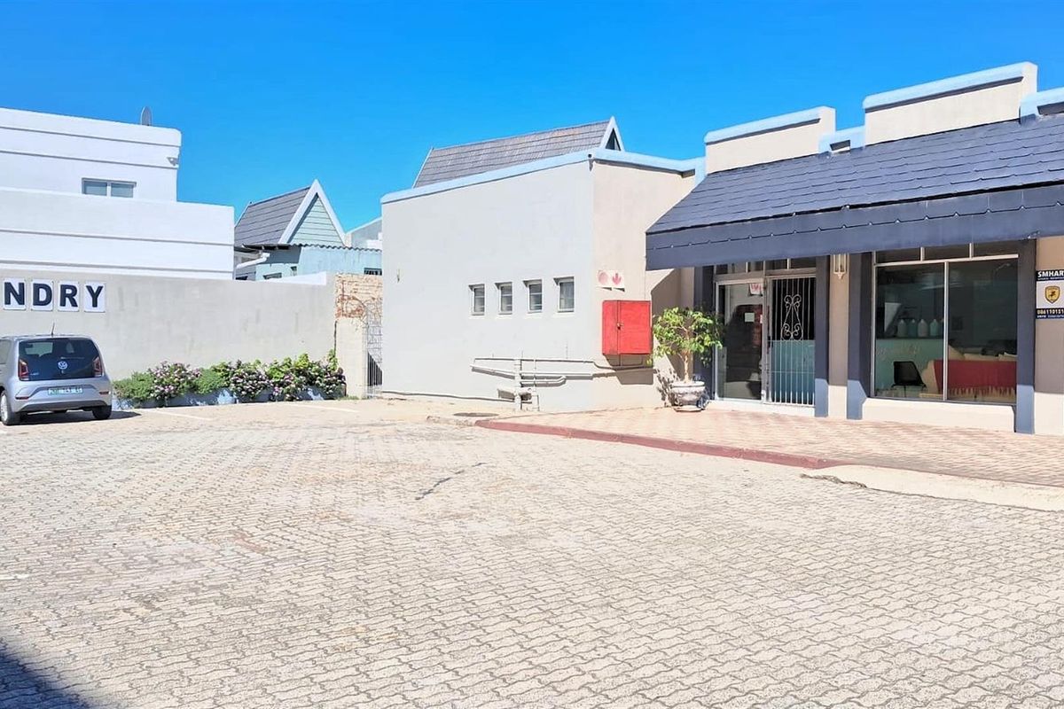 Prime Commercial Property for Sale in Jeffreys Bay - High-Visibility Investment Opportunity - Photo 4