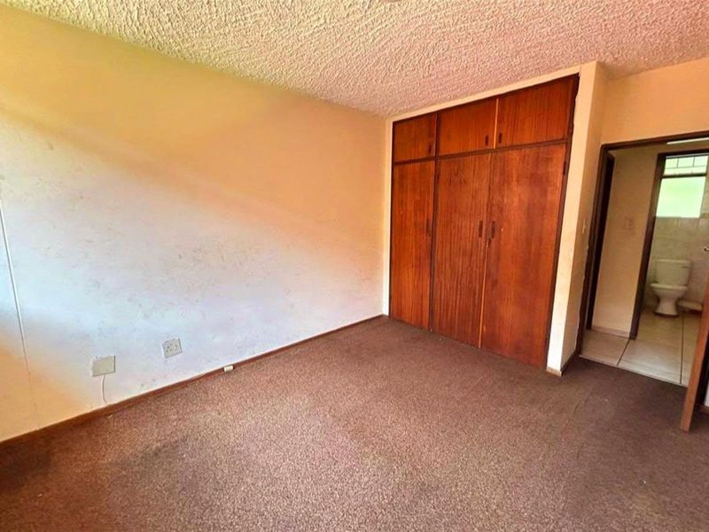 Neat 2-Bedroom Apartment in Pretoria North - Photo 6