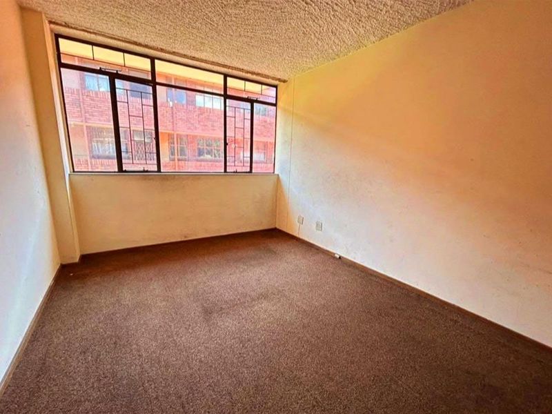 Neat 2-Bedroom Apartment in Pretoria North - Photo 5