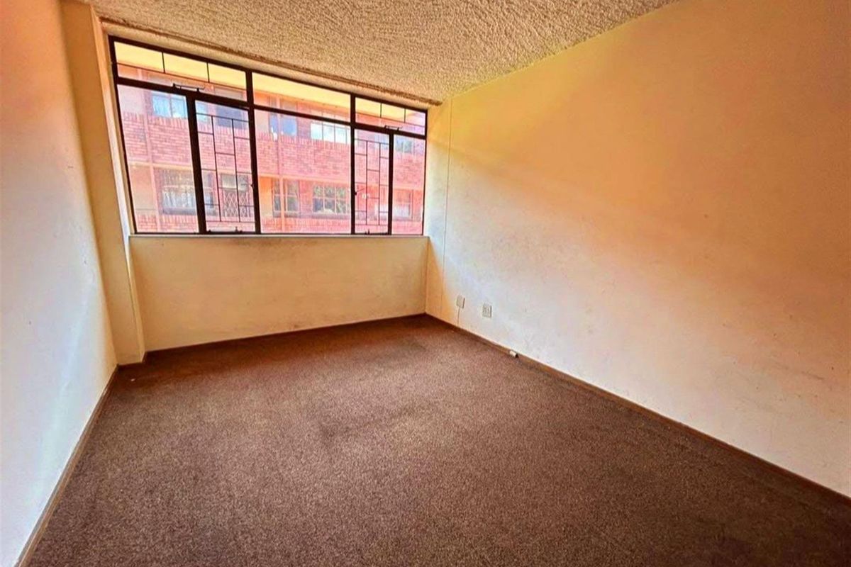 Neat 2-Bedroom Apartment in Pretoria North - Photo 5