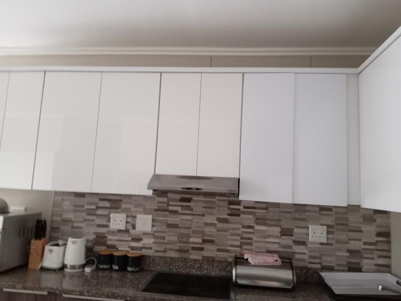 A dream Home awaits you. - Photo 6