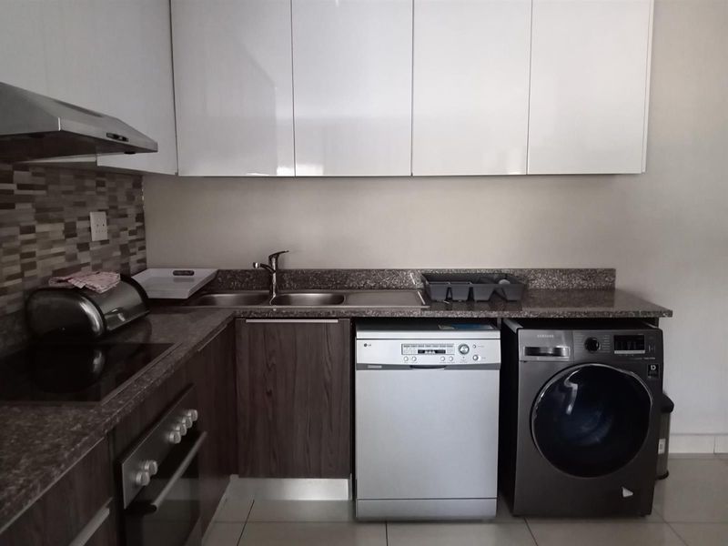 A dream Home awaits you. - Photo 3