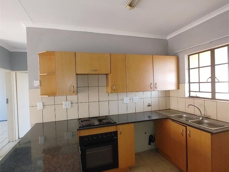 2 Bedroom,1Bath Apartment for rent in Halfway house - Photo 2