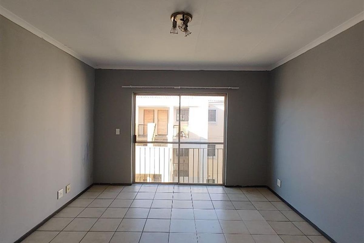 2 Bedroom,1Bath Apartment for rent in Halfway house - Photo 4