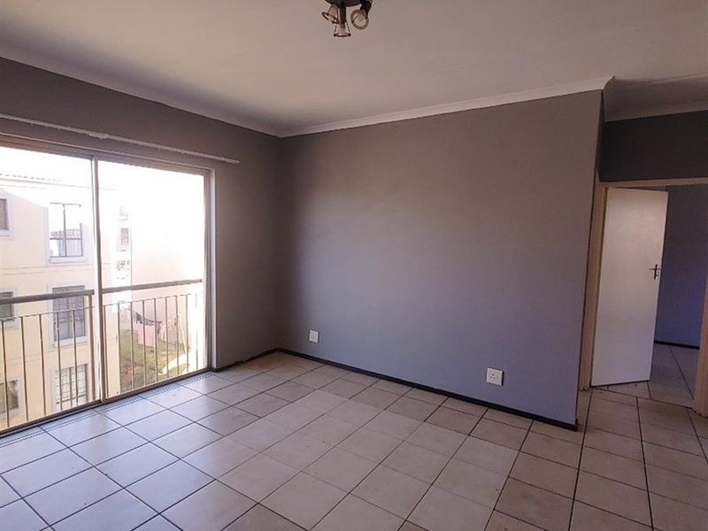 2 Bedroom,1Bath Apartment for rent in Halfway house - Photo 5