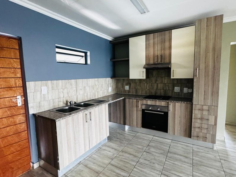 2Bed,2Bath Apartment for rent in Noordwyk - Photo 3