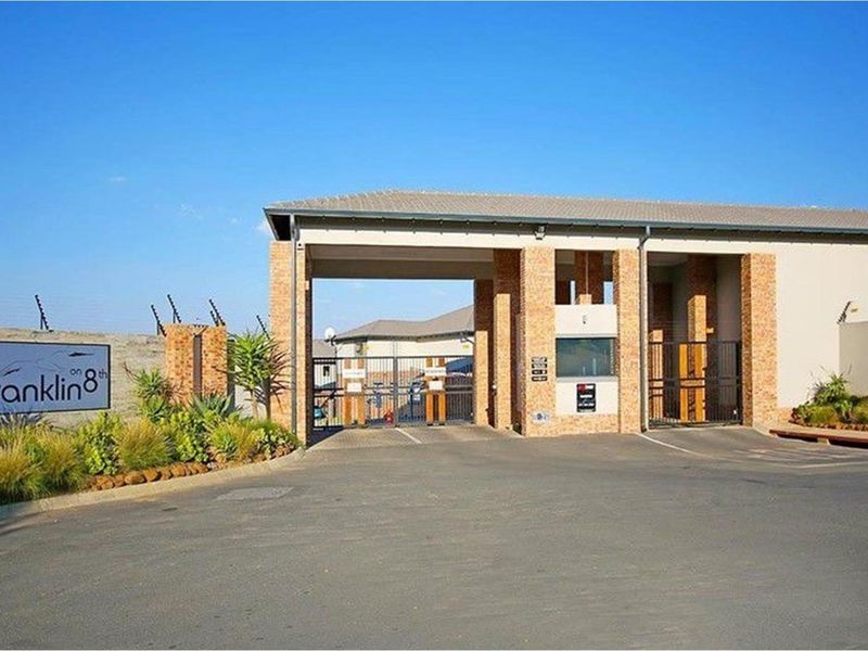 2Bed,2Bath Apartment for rent in Noordwyk - Photo 2