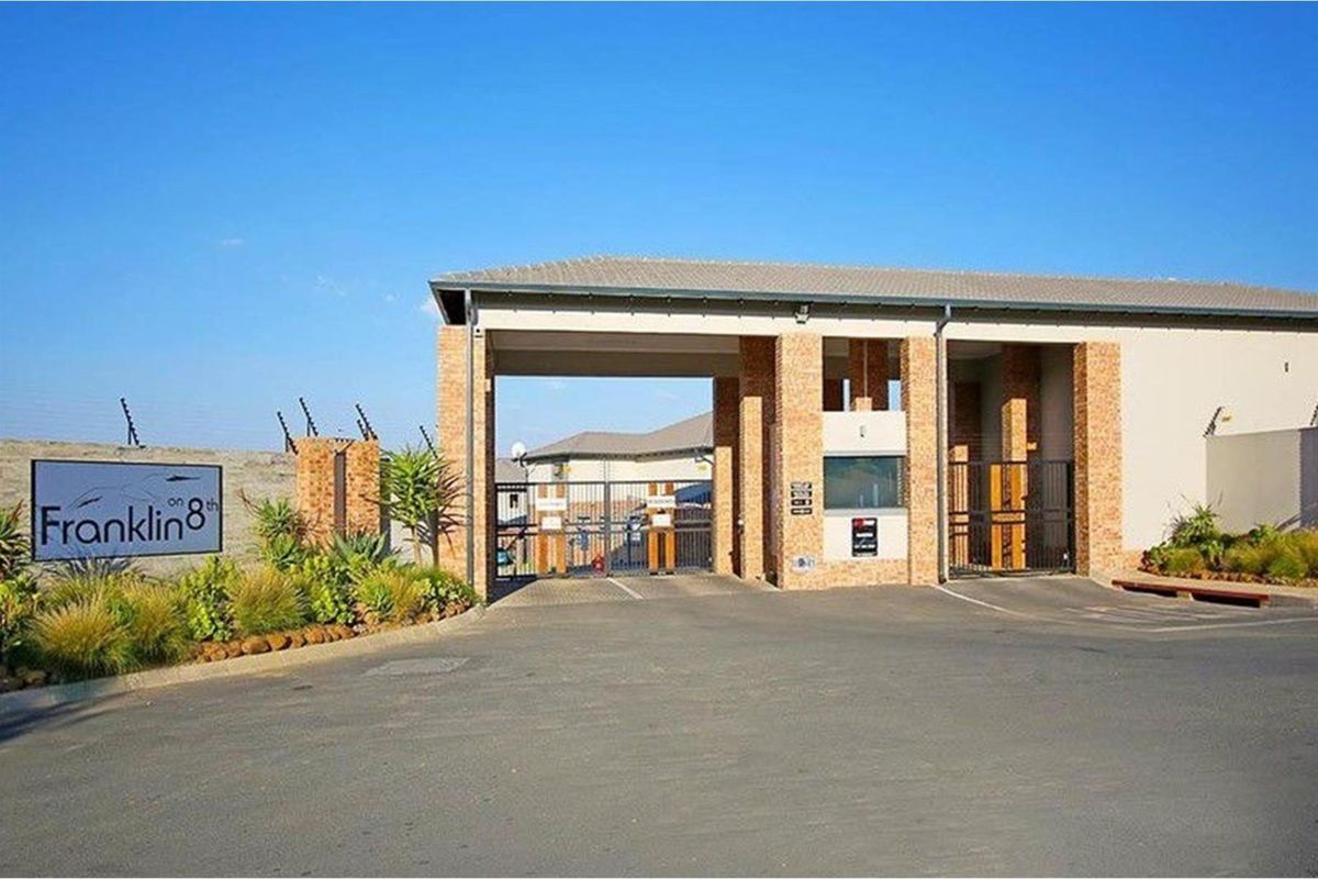 2Bed,2Bath Apartment for rent in Noordwyk - Photo 2