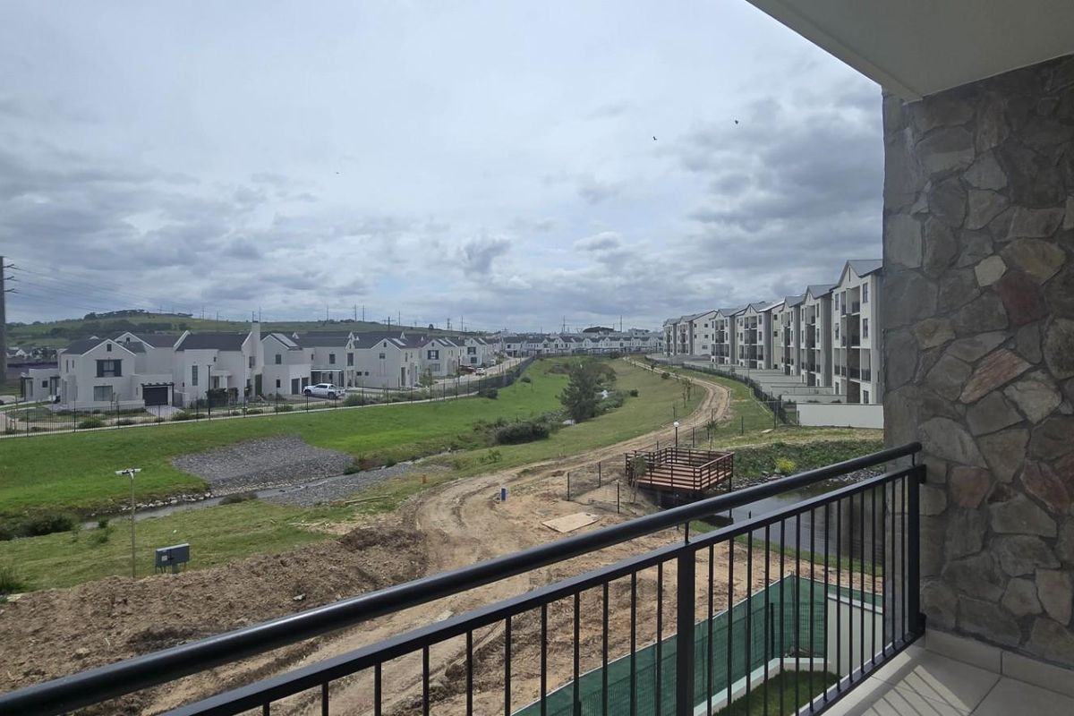 2 bed Apartment To Rent in The Huntsman - Photo 3