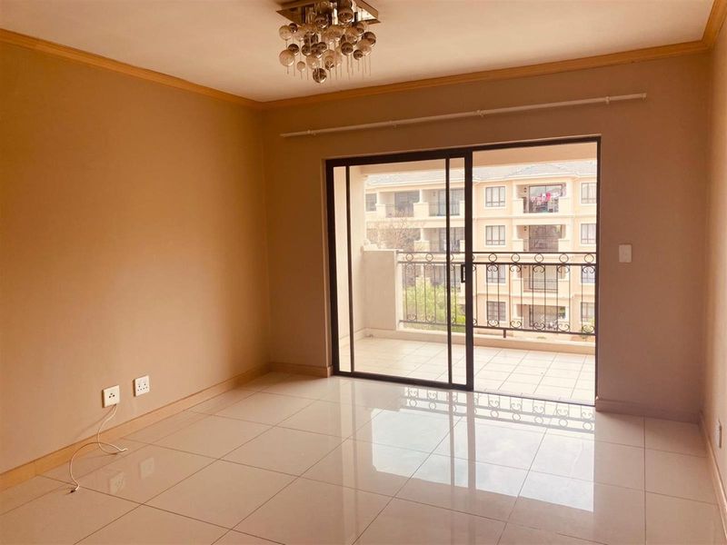 2 Bed,1 Bath apartment for rent in Noordwyk - Photo 5