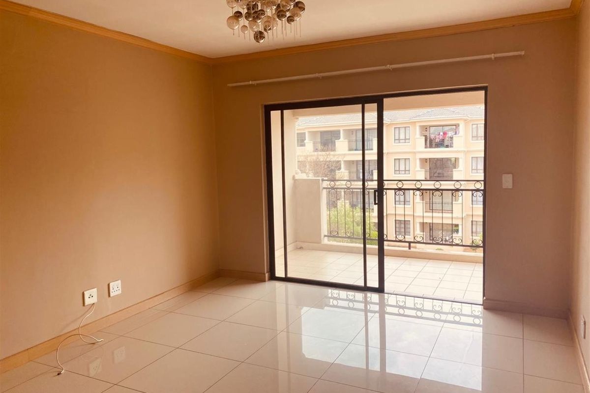 2 Bed,1 Bath apartment for rent in Noordwyk - Photo 5