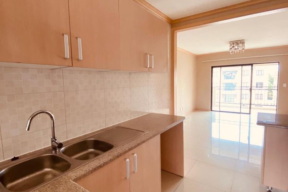 2 Bed,1 Bath apartment for rent in Noordwyk - Photo 4