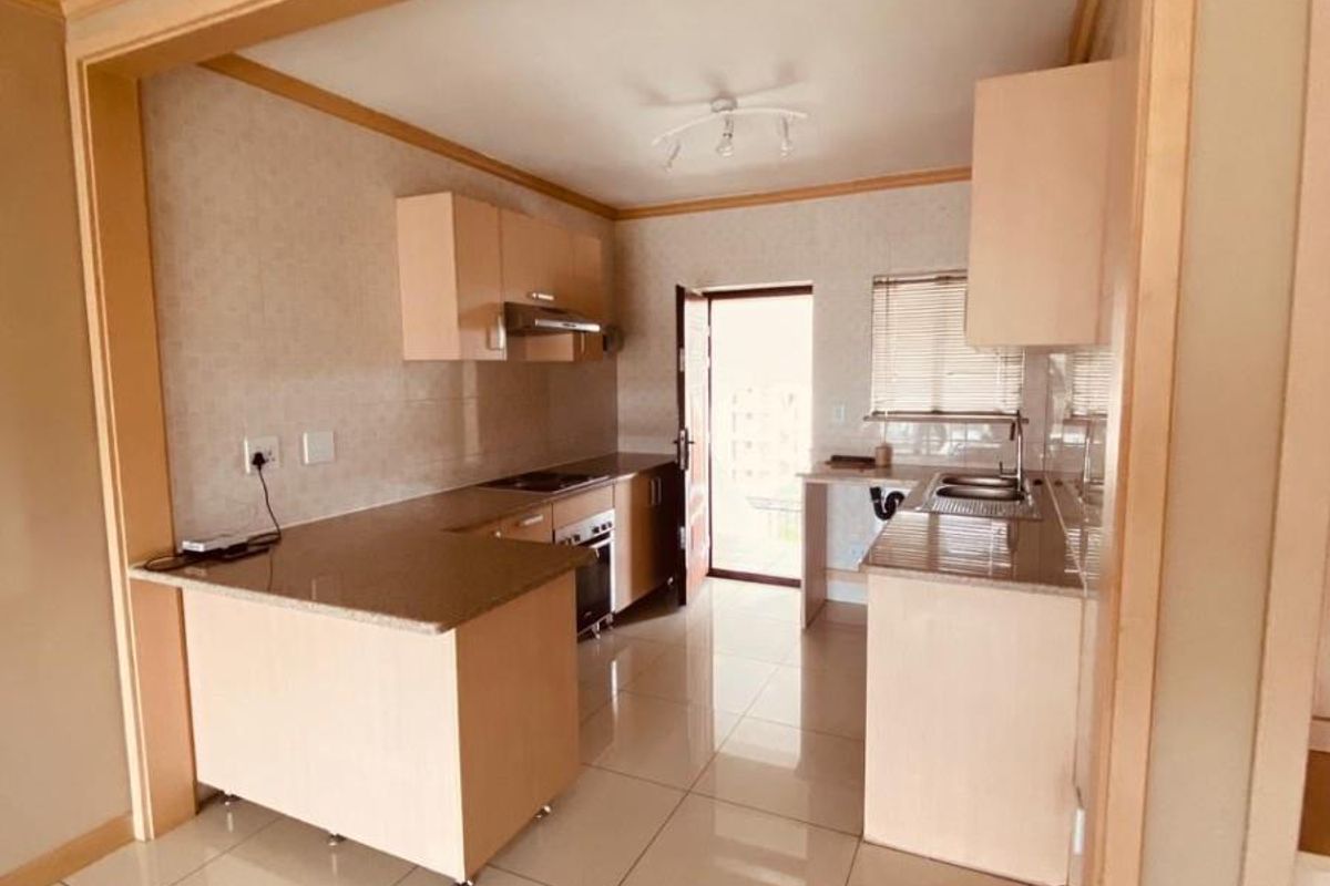 2 Bed,1 Bath apartment for rent in Noordwyk - Photo 2