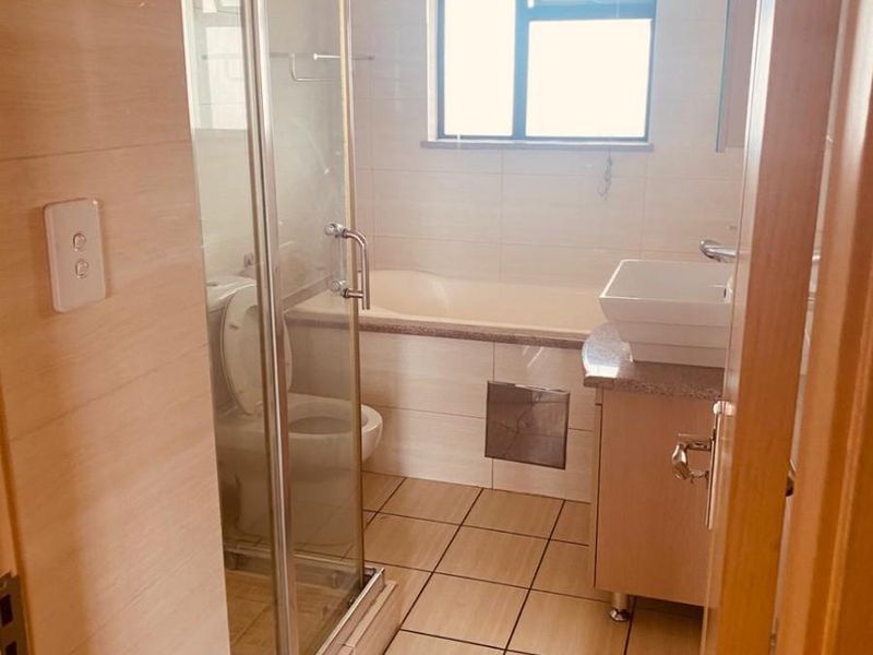 2 Bed,1 Bath apartment for rent in Noordwyk - Photo 10