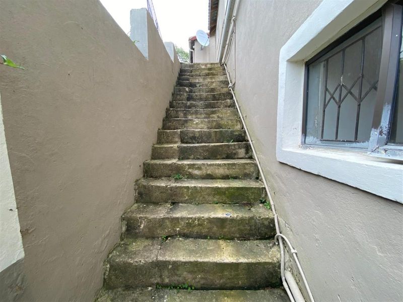 House For Sale in Lovu, Kingsburgh, KwaZulu Natal - Photo 5