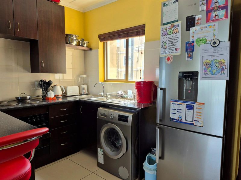 Apartment For Sale in Erand Gardens Midrand - Photo 6