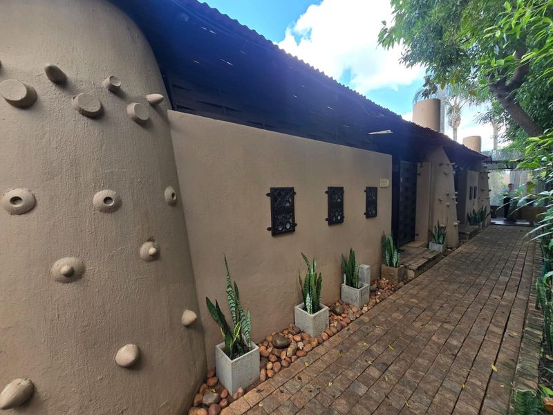 Studio Apartment To Rent in Sinoville, Pretoria - Photo 2