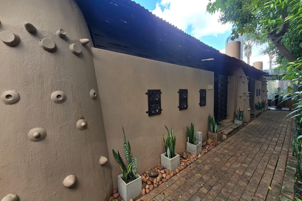 Studio Apartment To Rent in Sinoville, Pretoria - Photo 2