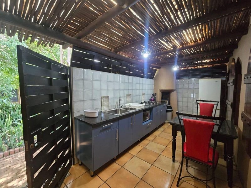 Studio Apartment To Rent in Sinoville, Pretoria - Photo 3