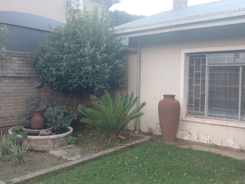 Charming 3-Bedroom Family Home for Sale in Rietfontein, Pretoria - Magaliesberg Foothills - Photo 4