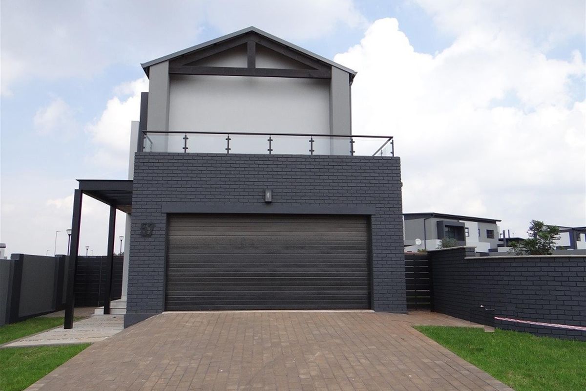 4 Bedroom House For Sale in Fountainbrook Estate, Midstream Estate, Centurion - Photo 5