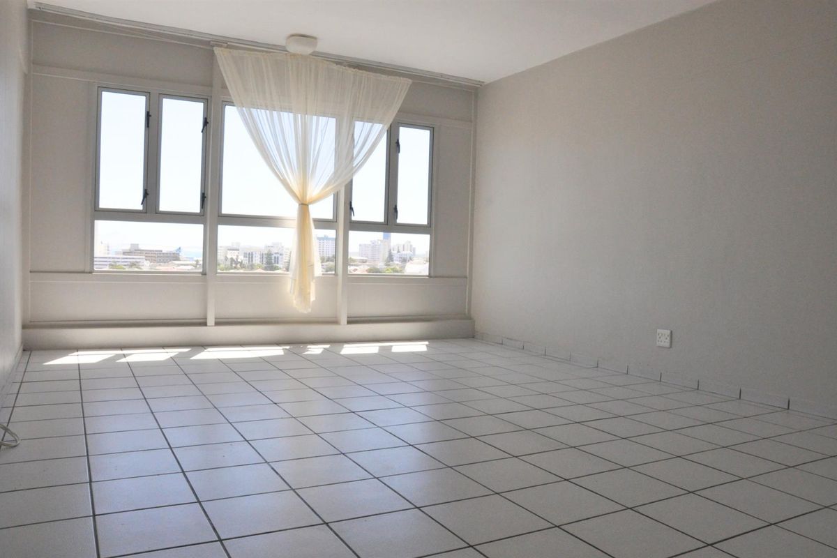 Studio Apartment For Sale in Strand - Photo 4