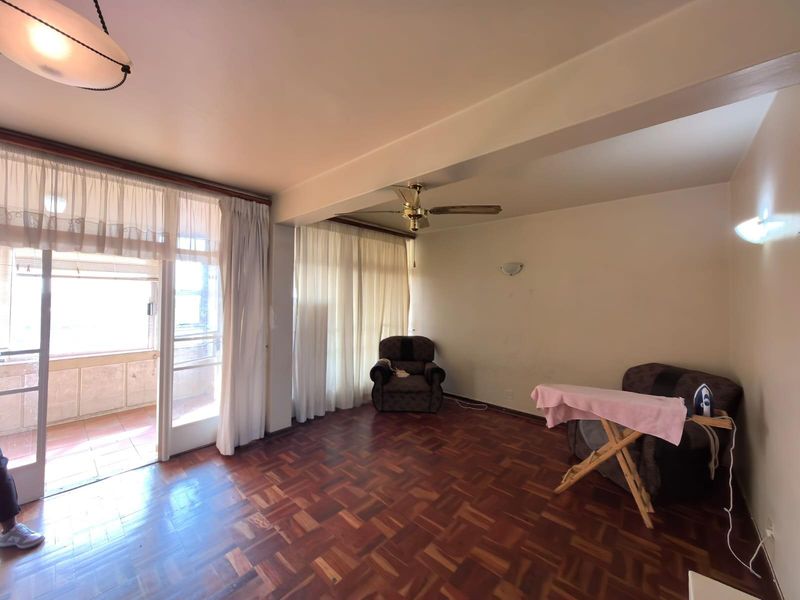 The Ultimate Investment Opportunity: Prime Student Living Right at SPU’s Doorstep - Photo 2