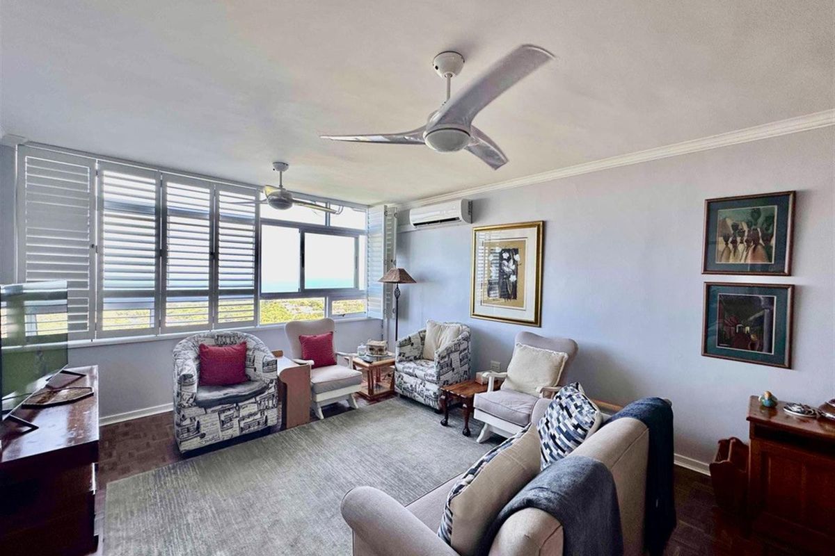 Wake up to ocean views from this modern one bedroom apartment in Glenashley Heights - Photo 3