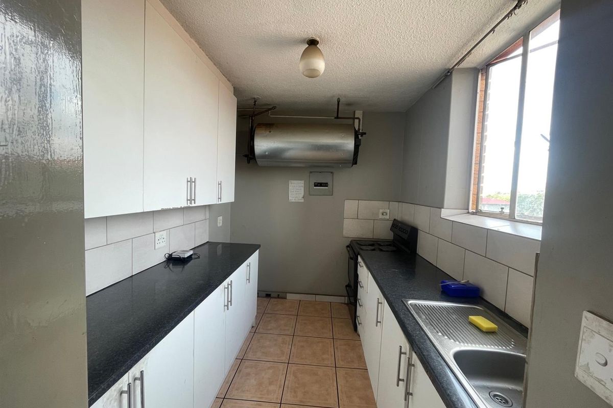 Investment Property for Sale in Arcadia. - Photo 2