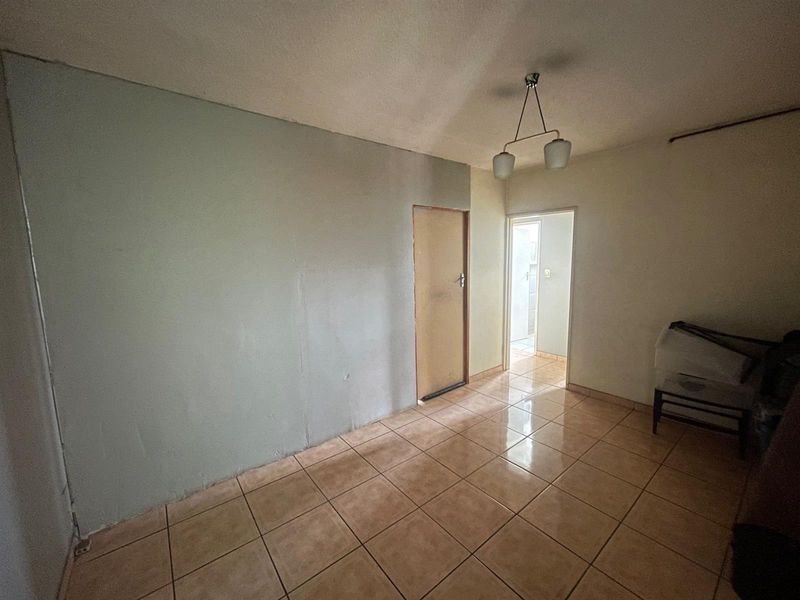 Investment Property for Sale in Arcadia. - Photo 3