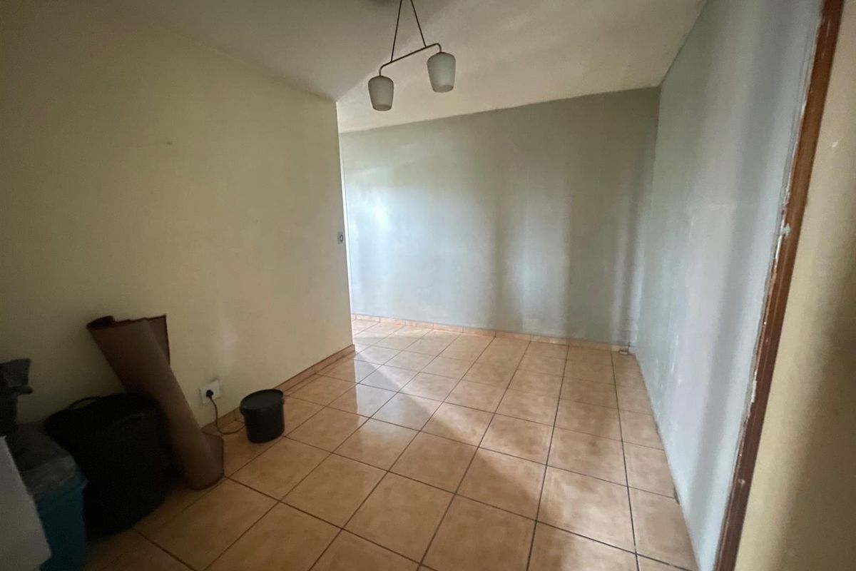 Investment Property for Sale in Arcadia. - Photo 4