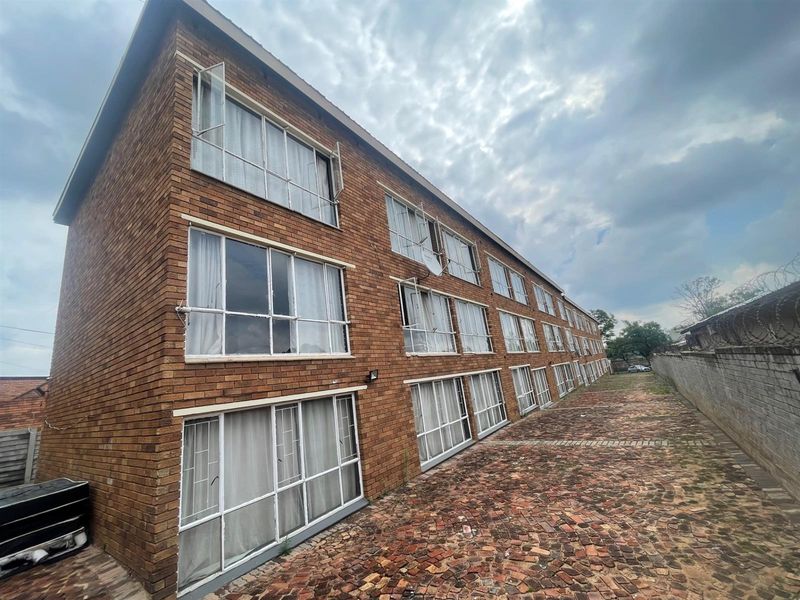 Fully Accredited Student Accomodation Block For Sale in Pretoria West - Photo 2
