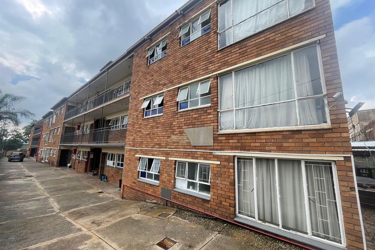 Fully Accredited Student Accomodation Block For Sale in Pretoria West - Photo 3