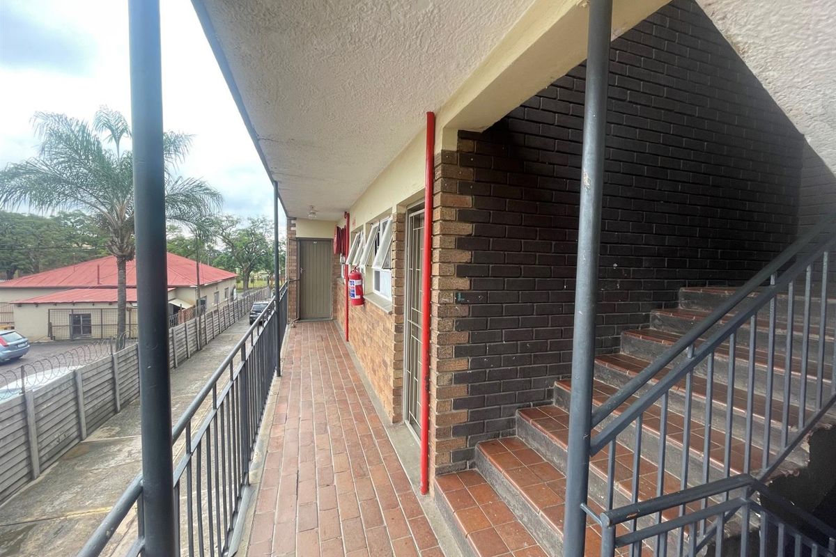 Fully Accredited Student Accomodation Block For Sale in Pretoria West - Photo 4