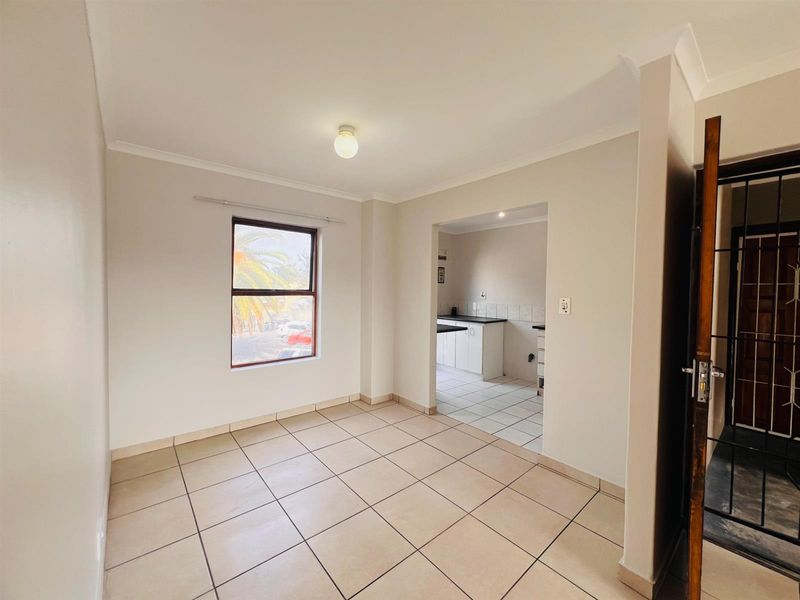 Apartment To Rent in Summer Greens, Milnerton - Photo 4